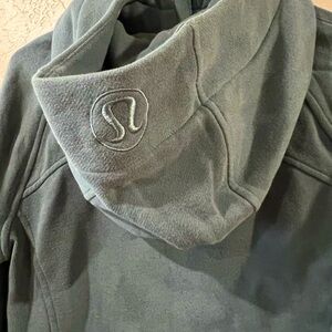 LULULEMON SCUBA Zipper hoodie Great condition